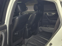 slider-img